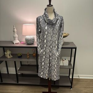✨ Tyler Boe Snakeskin Cowl Neck Dress – Size M ✨